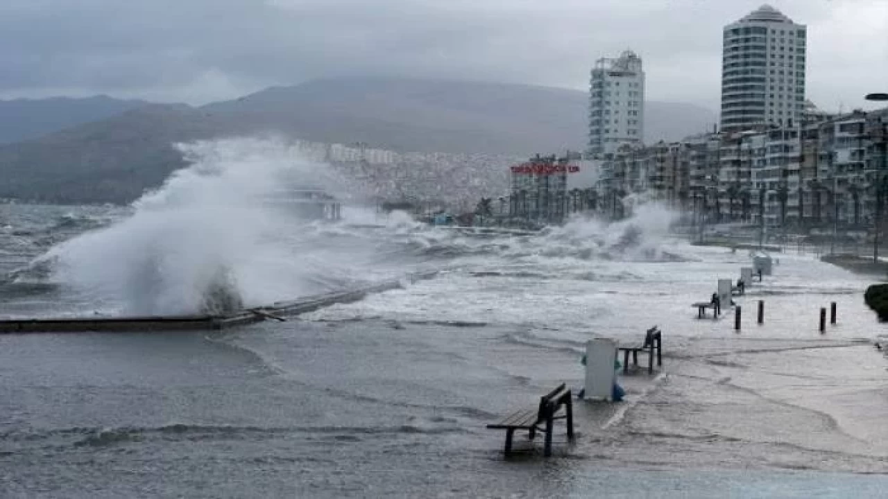 Meteoroloji Uyardı: Muğla Köyceğiz ve Çevresi için Uyarı! Kuvvetli Sağanak Yağışlar Geliyor 3