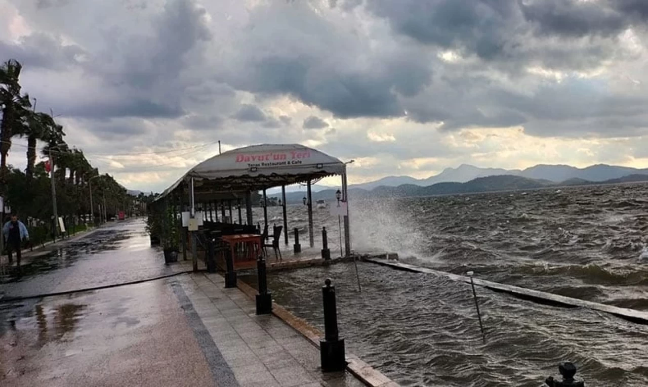 Meteoroloji Uyardı: Muğla Köyceğiz ve Çevresi için Uyarı! Kuvvetli Sağanak Yağışlar Geliyor 5