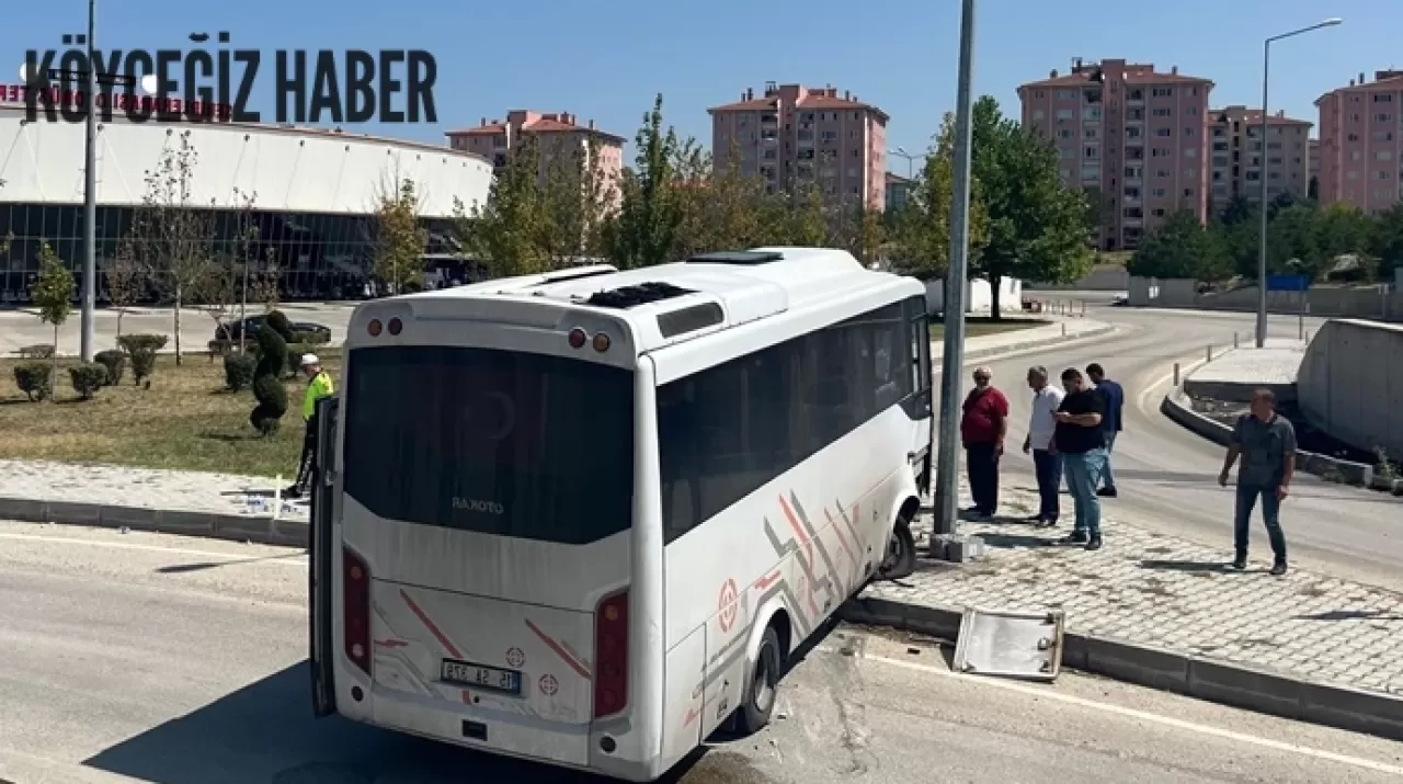 Otobüs Terminalinde Korkunç Kaza: Midibüs düştü, 15 Yaralı Var!