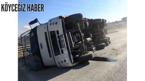 Bilecik'te Trafik Kazası: Tır Devrildi, Sürücü Hayatını Kaybetti