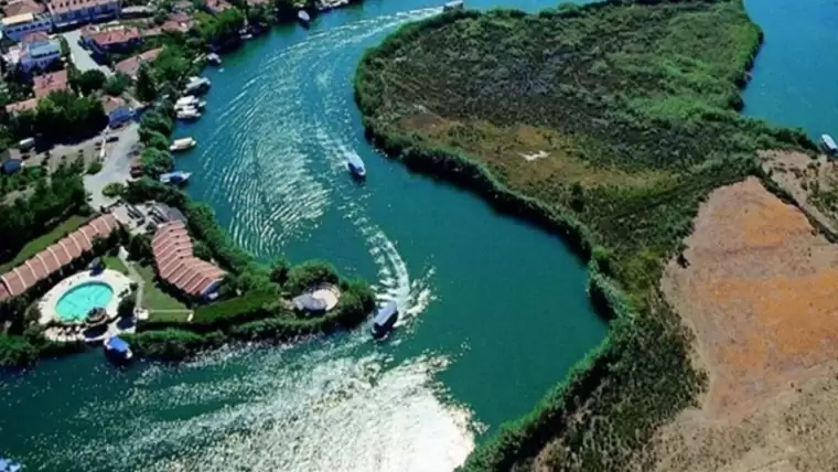 Köyceğiz Tekne Turu Fiyatları, Günlük Tekne Turu fiyatı, Özel tekne Tur Fiyatları, Rezervasyon, en iyi tekne turu hangisi, ikramları, yemek veriyor mu Alkol var mı Mescit var mı